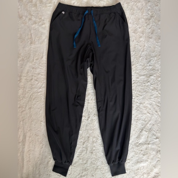 FIGS Men's Tansen Jogger Scrub Pants - Picture 2 of 5